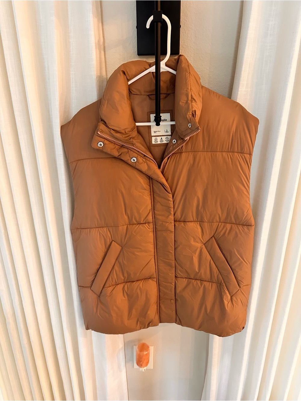 Abercrombie & Fitch Rust Brown Puffer Vest